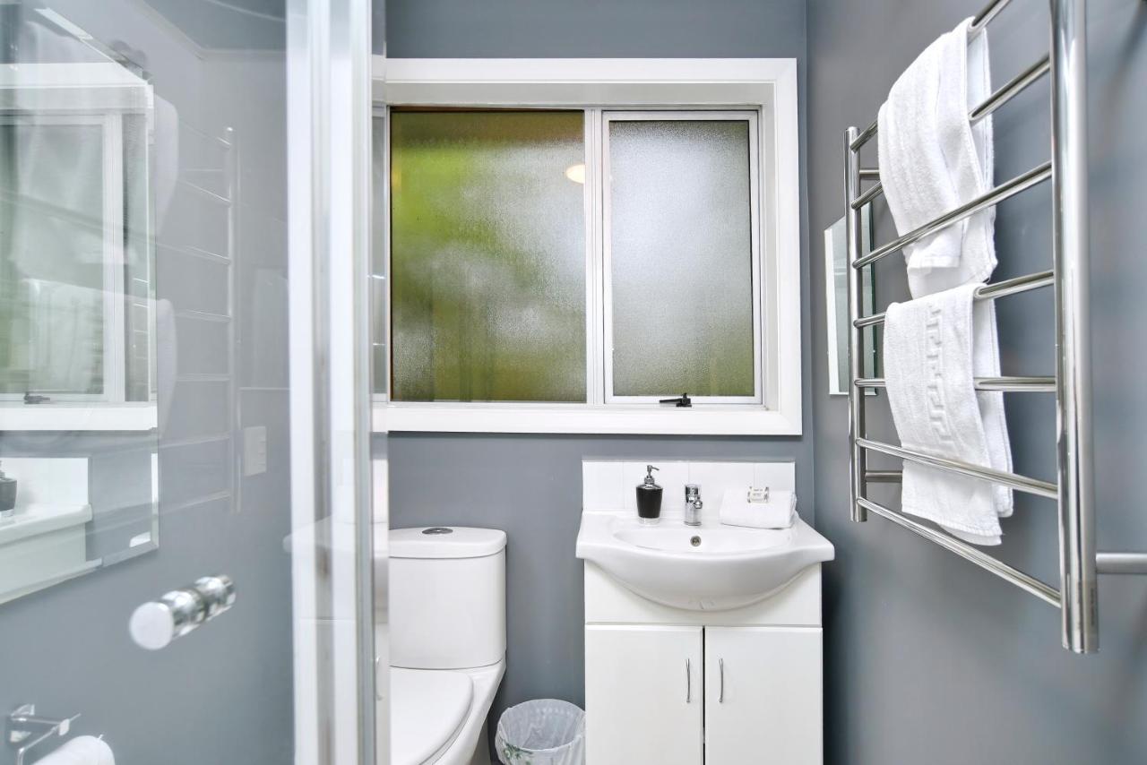 Charlesworth Villa - Christchurch Holiday Homes Екстер'єр фото