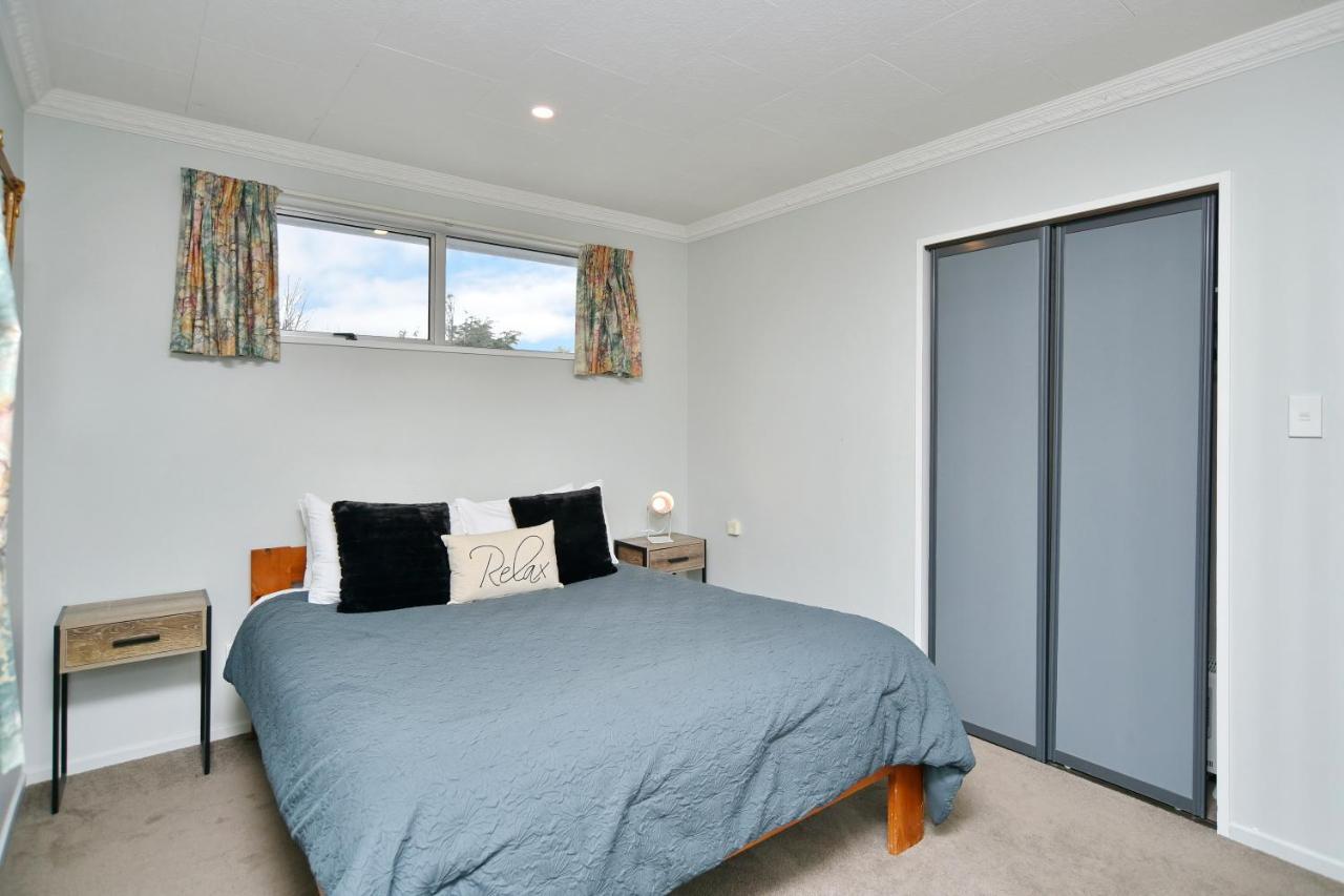 Charlesworth Villa - Christchurch Holiday Homes Екстер'єр фото